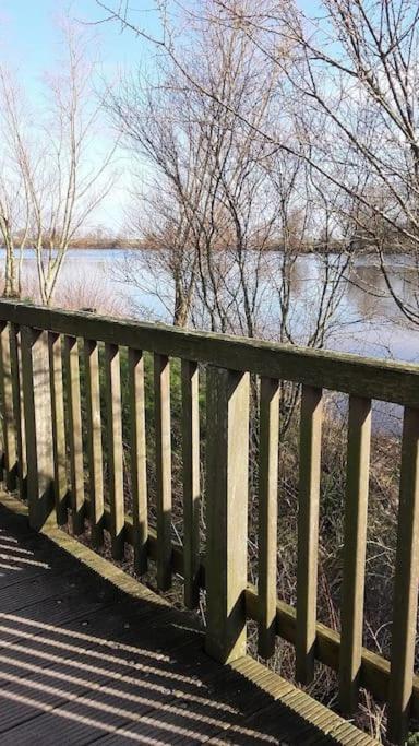 Liebevoll Eingerichtete Ferienwohnung Luettje Koje Dornum Eksteriør bilde